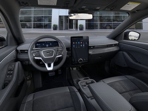 New 2025 Ford Mustang Mach-E GT image 9