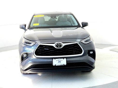 Certified 2024 Toyota Highlander LE image 8