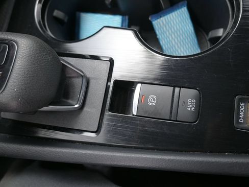 Used 2024 Nissan Rogue S FWD image 26