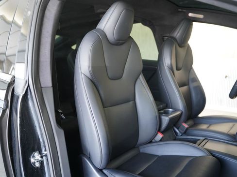 Used 2020 Tesla Model X Performance image 26