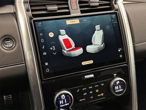 Used 2024 Land Rover Discovery Dynamic SE image 23