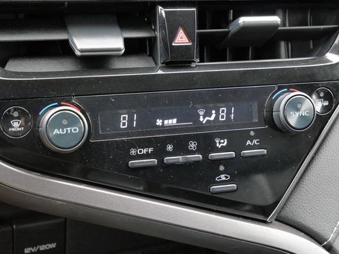 Used 2024 Toyota Camry XSE FWD image 40
