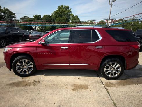Used 2019 Chevrolet Traverse Premier AWD/4WD image 16