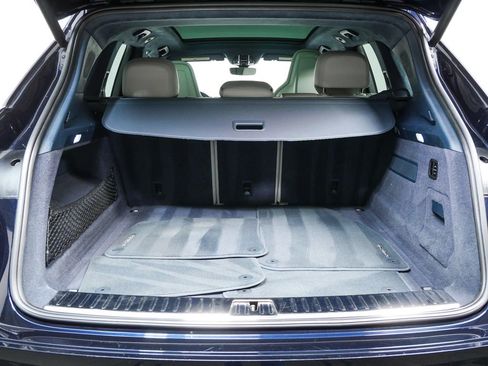 Certified 2021 Porsche Cayenne Turbo AWD/4WD image 38