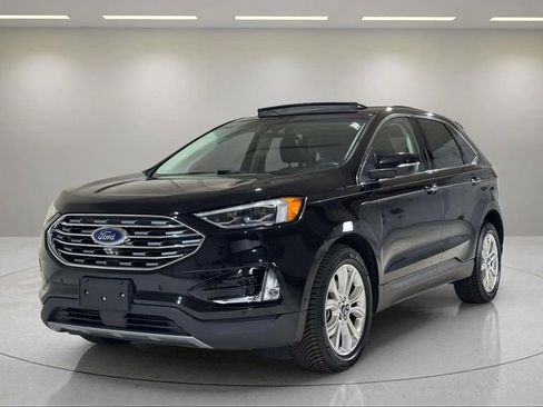 Used 2020 Ford Edge Titanium w/ Equipment Group 301A AWD/4WD image 20