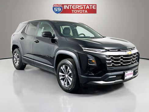Used 2025 Chevrolet Equinox LT FWD image 1