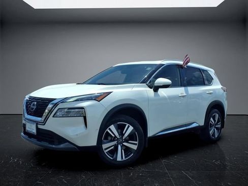Certified 2023 Nissan Rogue SL w/ SL Premium Package AWD/4WD image 3