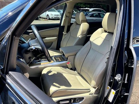 Used 2019 Acura MDX FWD w/ Advance Package image 8
