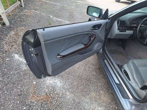 Used 2006 BMW 330Ci Convertible image 15