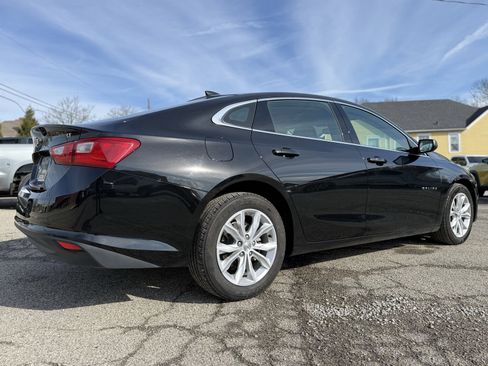 Used 2025 Chevrolet Malibu LT image 9