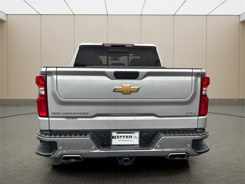 Used 2022 Chevrolet Silverado 1500 LTZ image 4