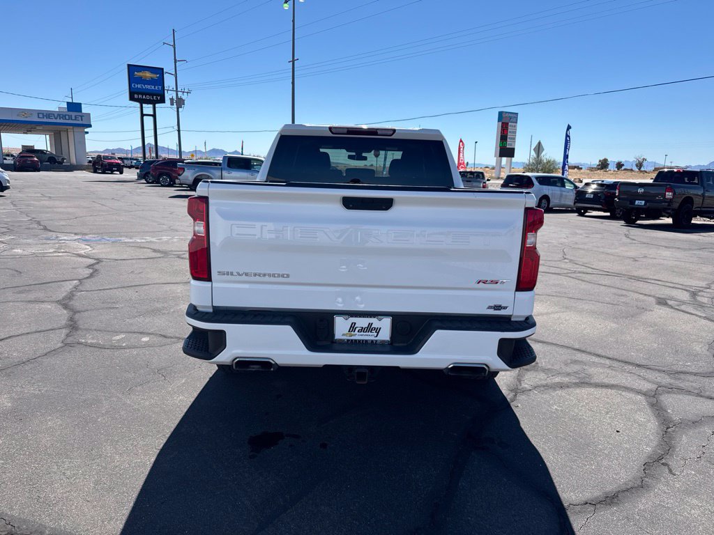 Used 2021 Chevrolet Silverado 1500 RST w/ Z71 Off-Road Package AWD/4WD image 6