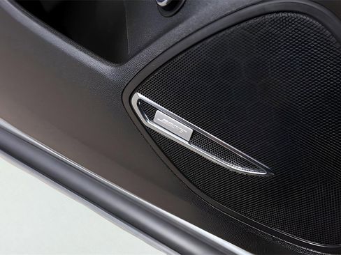 Used 2023 Buick Envision Avenir image 25