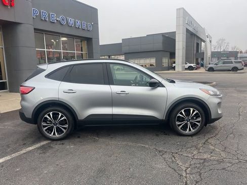 Used 2022 Ford Escape SEL w/ SEL Stealth AWD Package image 5