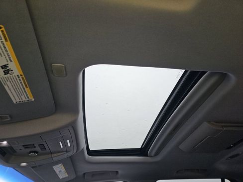 Used 2019 GMC Yukon Denali w/ Open Road Package image 11