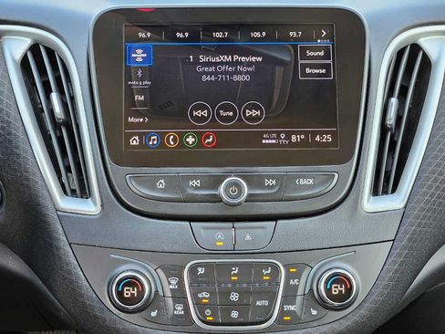 Used 2023 Chevrolet Malibu LT FWD image 25