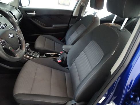 Used 2018 Kia Forte LX w/ LX Popular Package FWD image 2