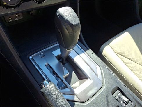 Used 2023 Subaru Impreza Premium image 15