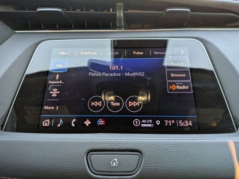 Used 2022 Cadillac XT4 Premium Luxury w/ Enhanced Visibility Package image 20