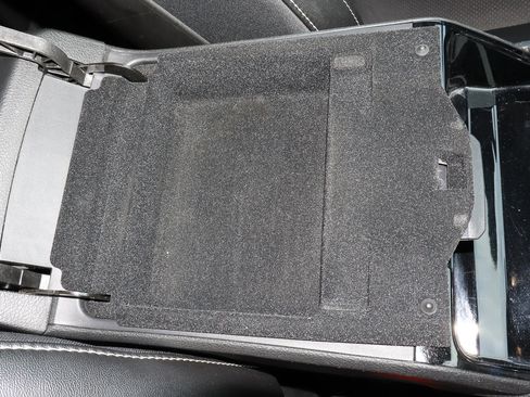 Used 2023 Jeep Grand Cherokee Altitude image 27