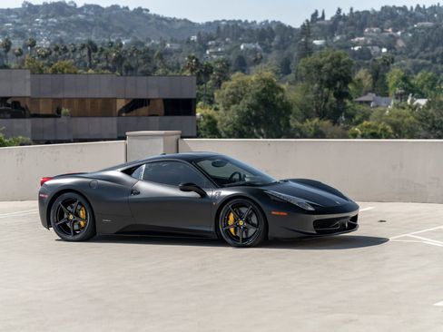 Used 2014 Ferrari 458 Italia Coupe 2D image 39