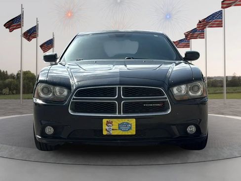 Used 2012 Dodge Charger R/T RWD image 2