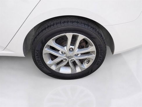 Used 2011 Kia Forte EX w/ Premium Pkg FWD image 25