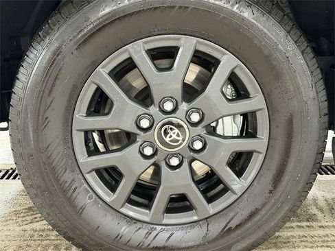 Used 2025 Toyota 4Runner SR5 image 11