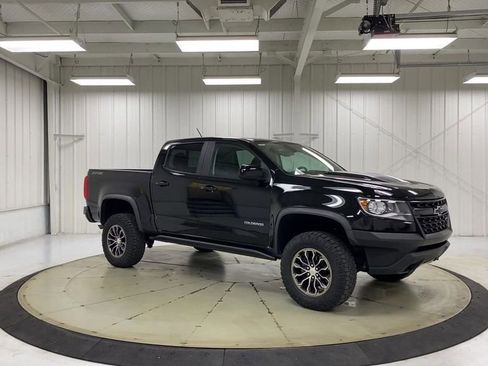 Used 2019 Chevrolet Colorado ZR2 AWD/4WD image 2