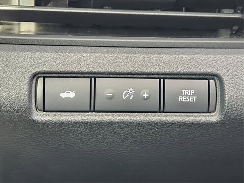 Used 2021 Nissan Altima 2.5 SR image 25