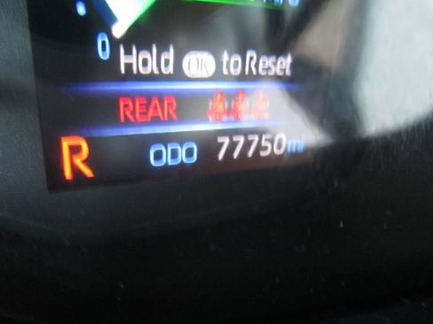 Used 2022 Toyota Corolla Cross L FWD image 23