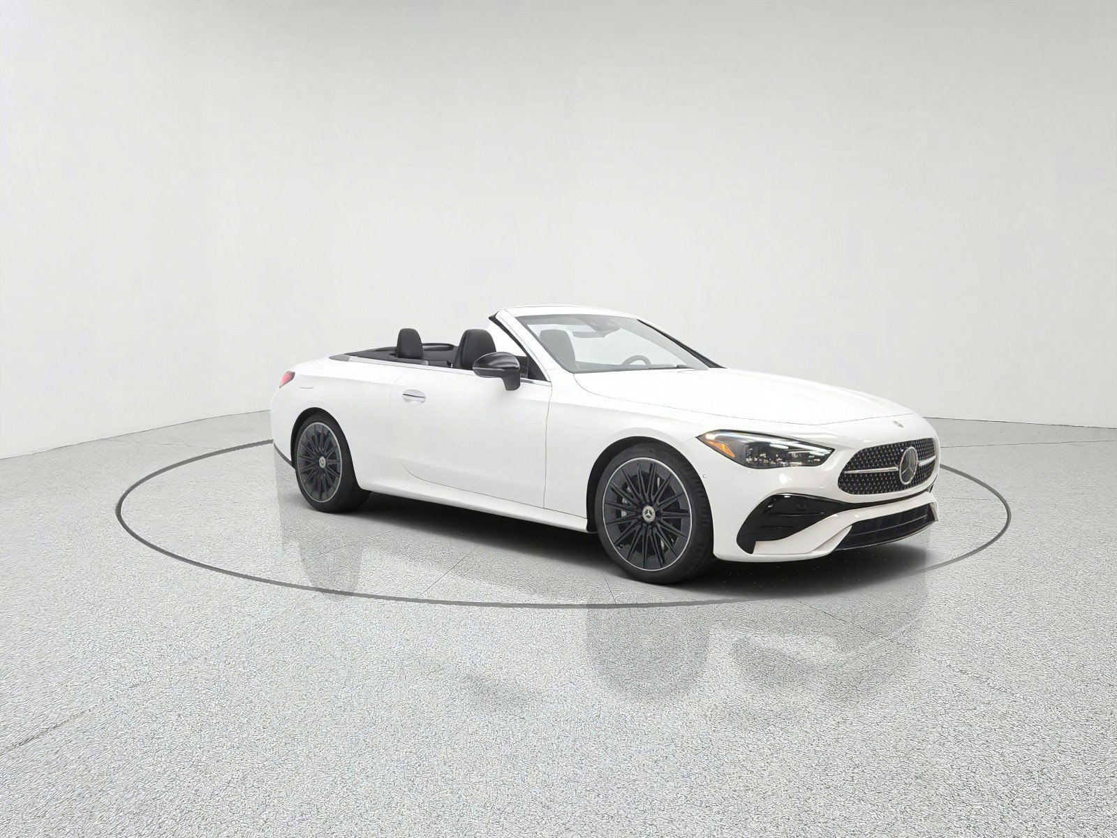 New 2027 Mercedes-Benz CLE 450 4MATIC Cabriolet image 3