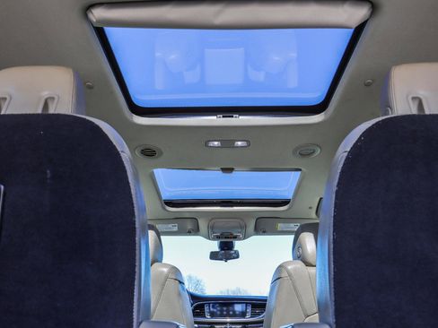 Used 2018 Buick Enclave Premium w/ Experience Buick Package image 6