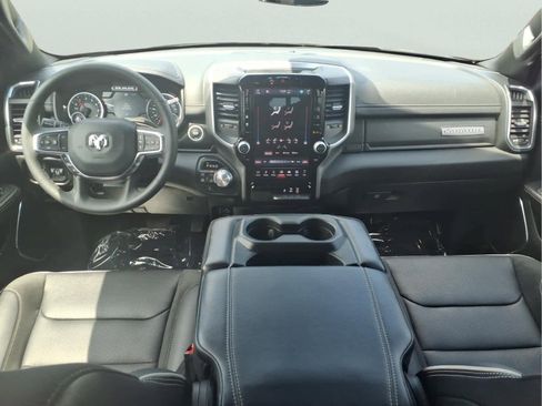 Used 2025 RAM 1500 Laramie AWD/4WD image 17
