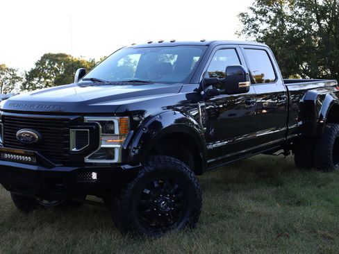 Used 2021 Ford F350 Lariat w/ Lariat Ultimate Package image 44