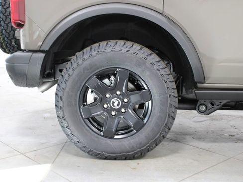 New 2025 Ford Bronco Big Bend w/ Black Diamond Package image 13