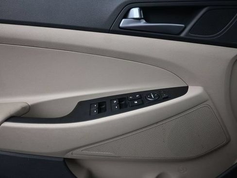 Used 2016 Hyundai Tucson Sport AWD/4WD image 24