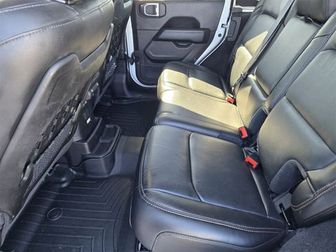 Used 2021 Jeep Wrangler Unlimited Rubicon w/ Trailer Tow Package image 28