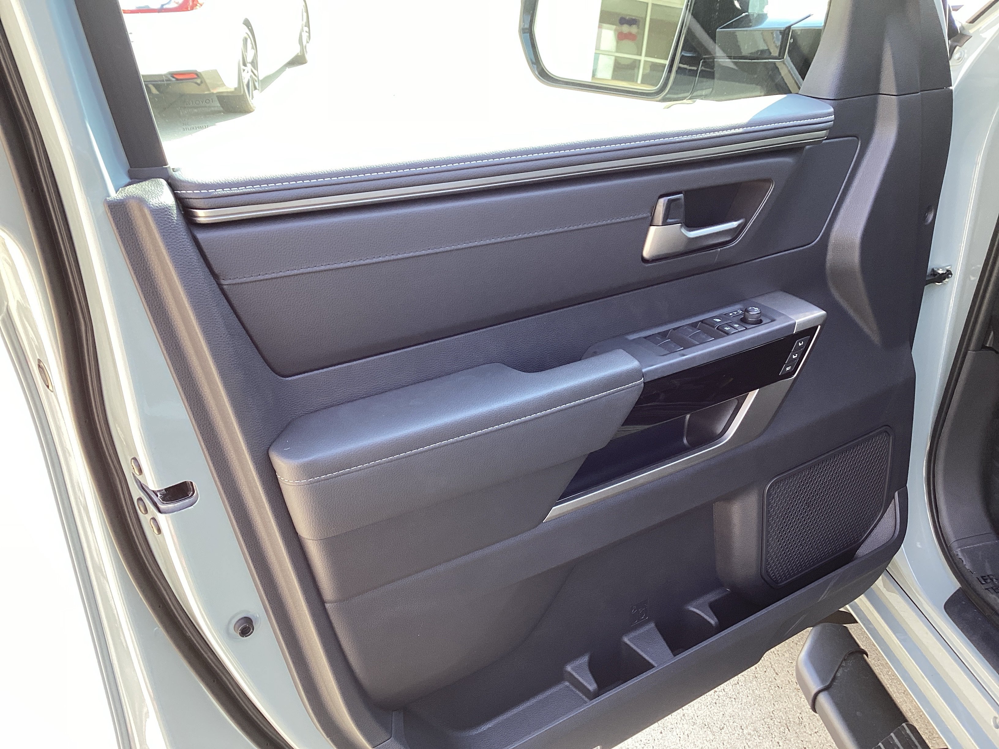 New 2026 Toyota Tundra Limited w/ Power Package RWD image 6