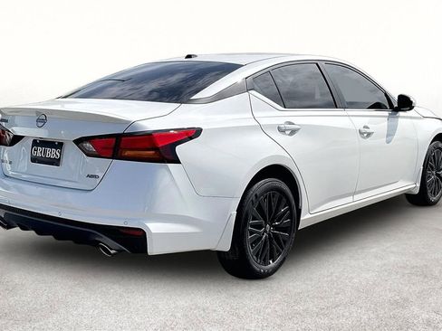 New 2026 Nissan Altima 2.5 SV w/ SV Special Edition Package AWD/4WD image 39