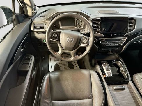 Used 2022 Honda Pilot Touring image 24