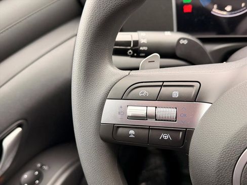 New 2026 Hyundai Tucson Blue SE image 16