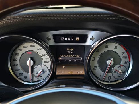 Used 2013 Mercedes-Benz SL 550 image 14