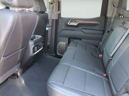 Used 2023 GMC Sierra 1500 Denali w/ Denali Reserve Package AWD/4WD image 19