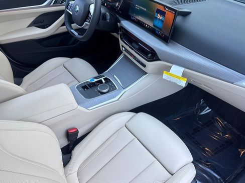 Used 2025 BMW i4 eDrive40 w/ Premium Package RWD image 32