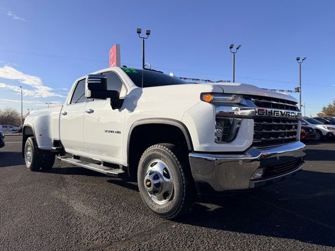 Used 2022 Chevrolet Silverado 3500 LTZ w/ LTZ Convenience Package image 43