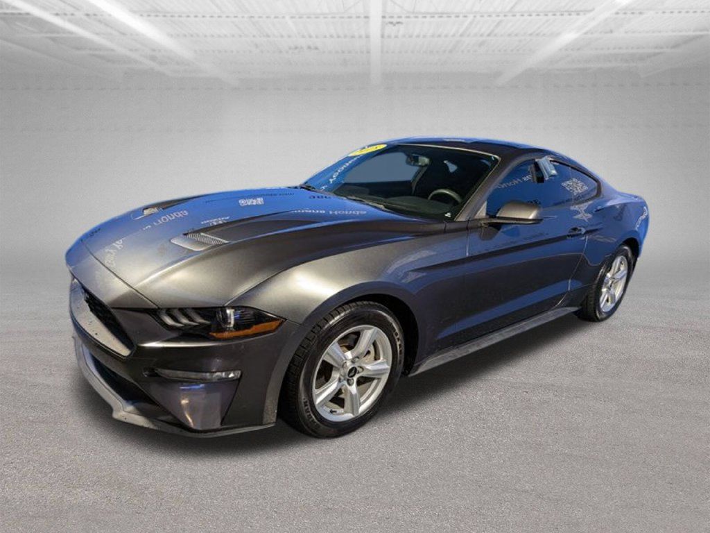 Used 2018 Ford Mustang Coupe RWD image 9