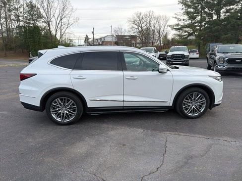 Used 2024 Acura MDX SH-AWD w/ Advance Package image 5