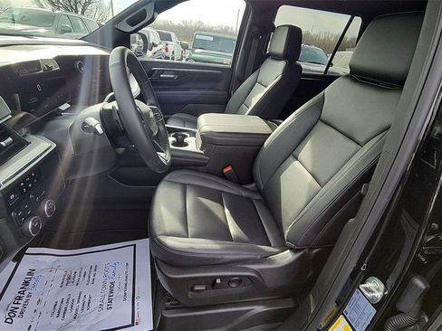 Used 2025 Chevrolet Tahoe LT w/ Comfort Package image 15