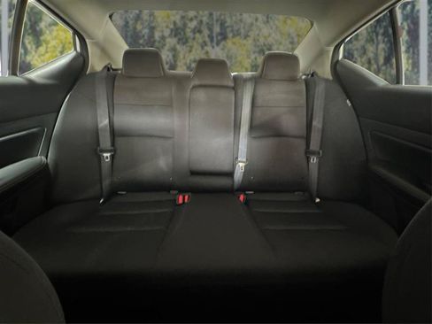 Used 2024 Nissan Altima 2.5 SV FWD image 15